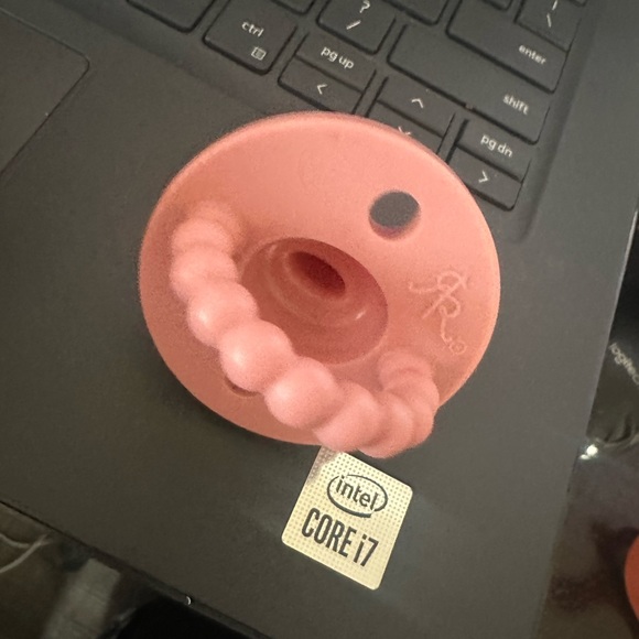 Ryan and Rose cutie pacifiers - Picture 2 of 4